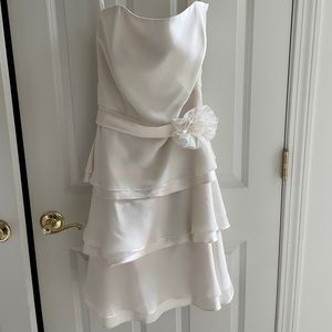 White strapless dress